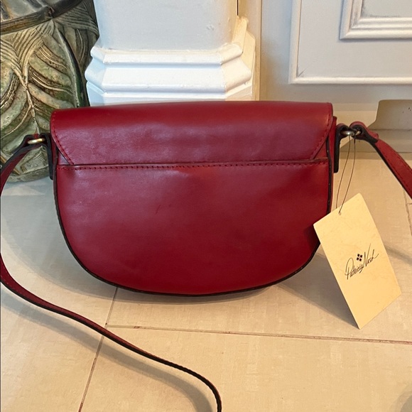 Patricia Nash burnished rose crossbody - Picture 6 of 6